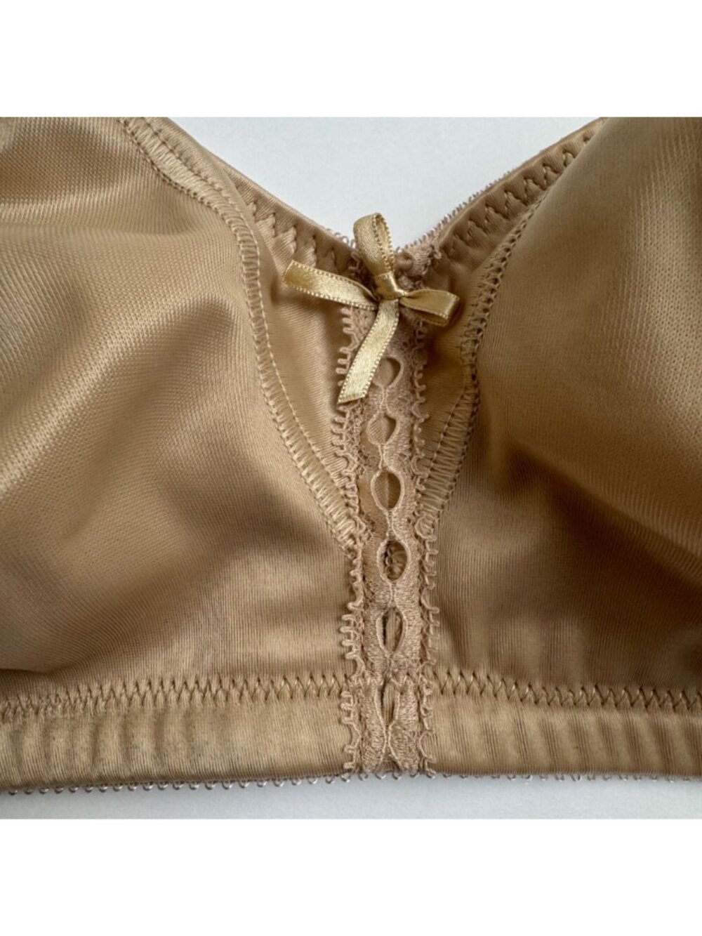 Bali NEW Cool Comfort Bra 40B Nude Wirefree Full Coverage Back Closure DF3820 - Picture 3 of 9